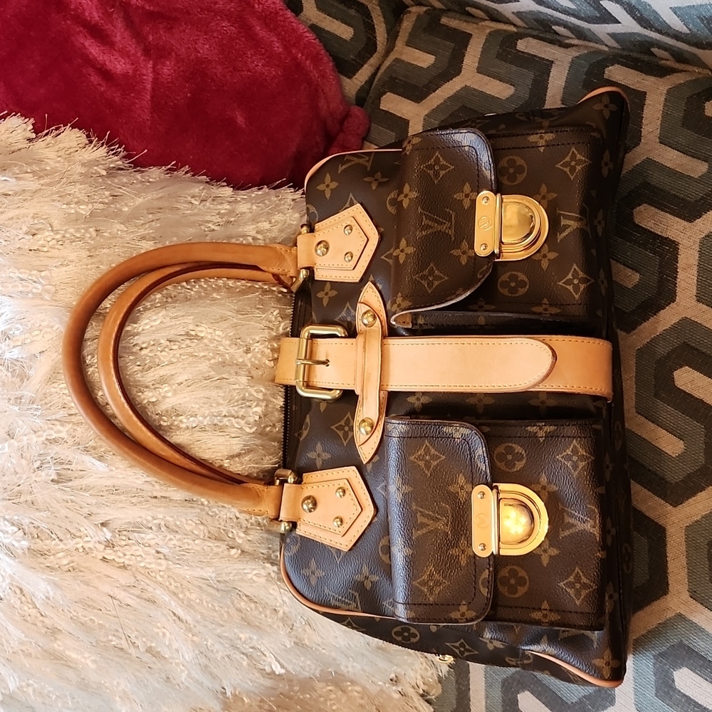 LOUIS VUITTON Manhattan GM top handle satchel bag ❤️❤️HOST PICK❤️❤️